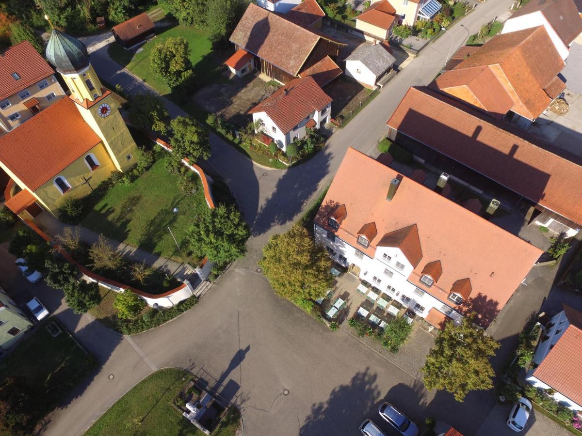 Landgasthof Geser Sarching Exteriör bild